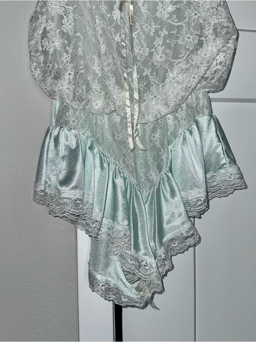 Lace & Satin Deep-V Teddy in Mint Green Tosca Lingerie of California size Small - Picture 3 of 8
